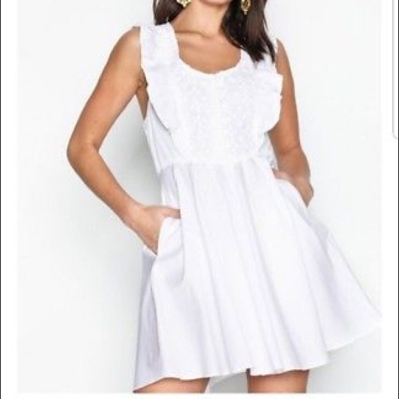 ‼️SOLD‼️Free People White Half Moon Crochet Dress - Picture 2 of 8